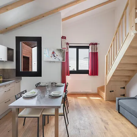 Duplex Renove Avec Balcon Et Wifi A * Val Thorens