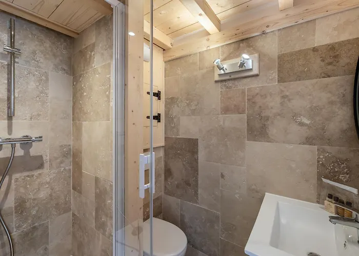 Apartment Duplex Renove Avec Balcon Et Wifi A - Fr-1-640-42